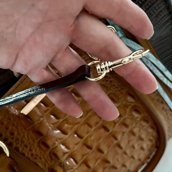 🦄 EUC (only carried twice!)Brahmin Joan Tote Toasted Almond Garrone N45 1154 - Picture 8 of 14